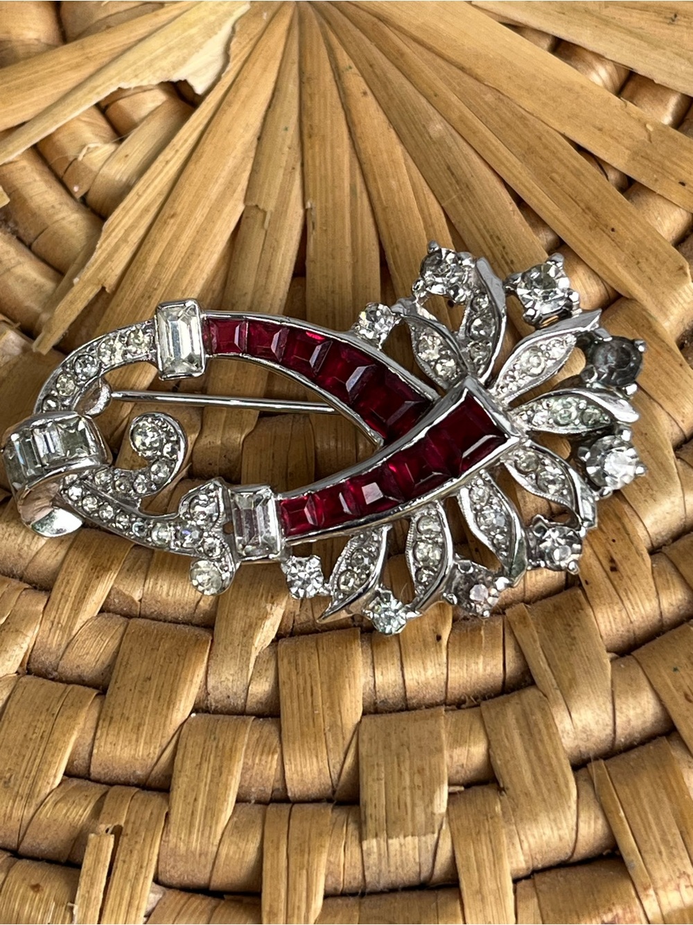 Vtg Mazer Brooch Red Garnet Faceted Rhinestones And Baguettes Silver Tone Swirl
